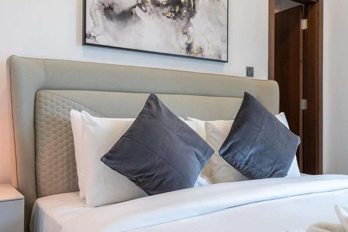 Elegant 2-Bedroom Apartment Near Mall Of The Emirates In Al Barsha Dubai United Arab Emirates