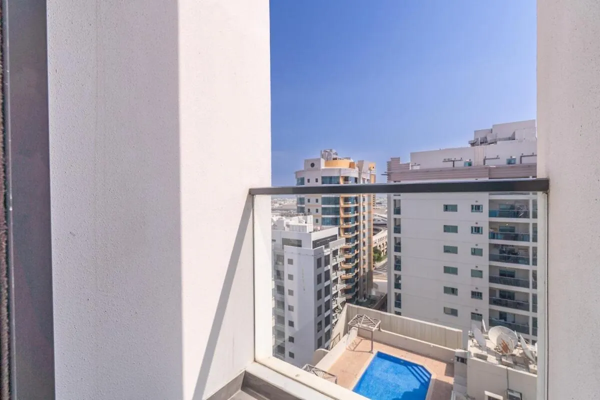 Elegant 2-Bedroom Apartment Near Mall Of The Emirates In Al Barsha Dubai 0*,  United Arab Emirates