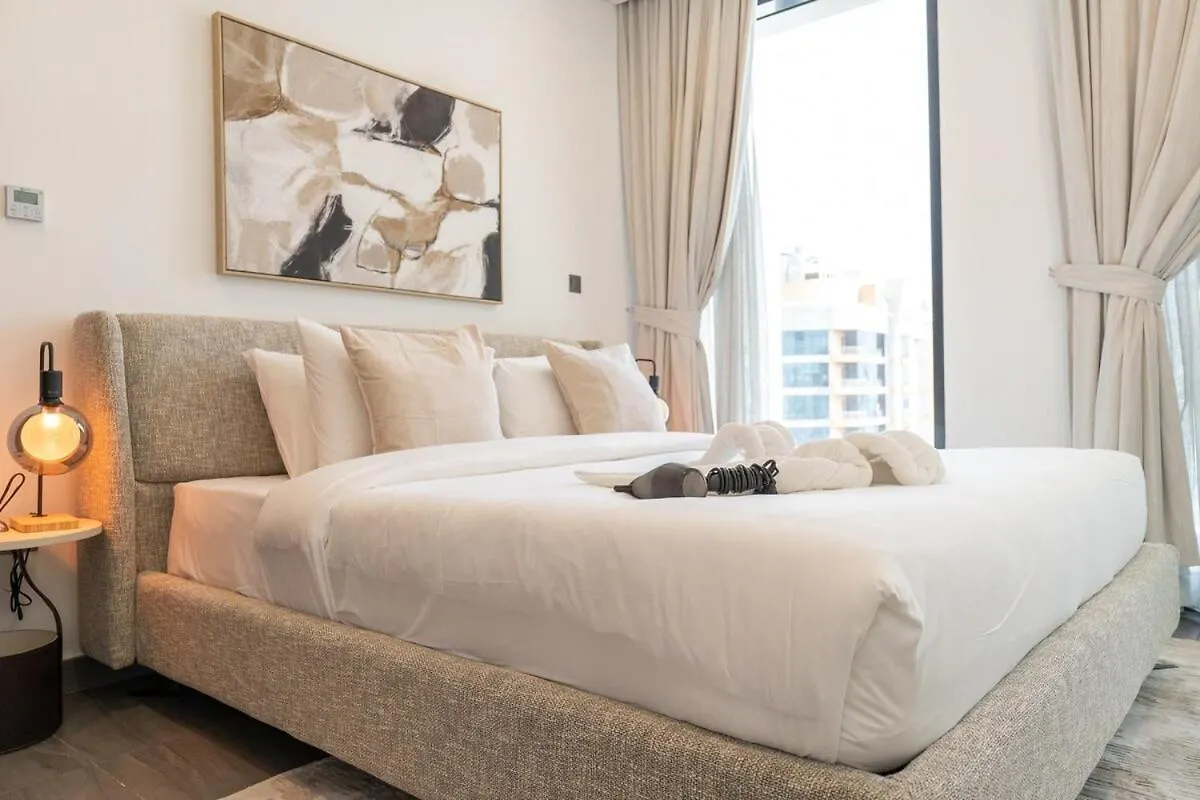 Elegant 2-Bedroom Apartment Near Mall Of The Emirates In Al Barsha Dubai