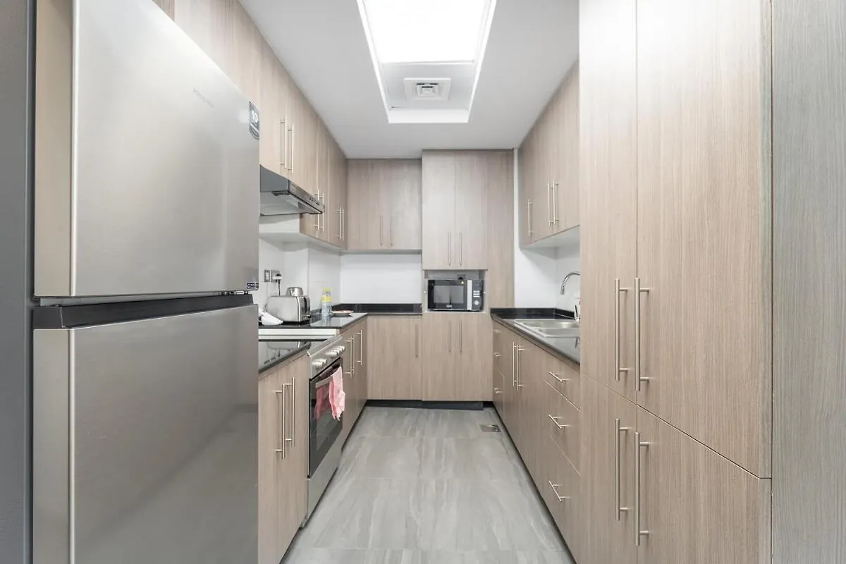 Elegant 2-Bedroom Apartment Near Mall Of The Emirates In Al Barsha Dubai 0*,